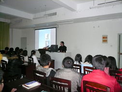 机电工程系成功举办“计算机技术发展趋势与开发前沿”专题讲座